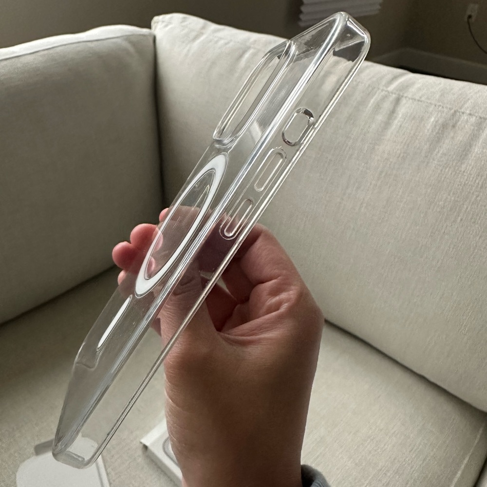 IPhone 13 Pro Case - Clear - Picture 3 of 4